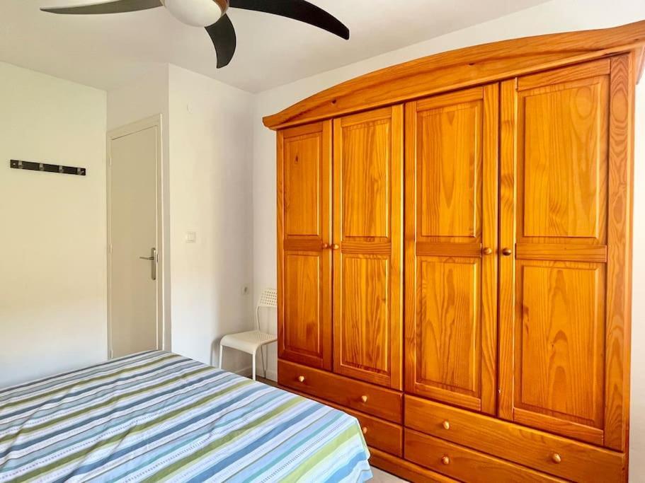 3 Habitaciones, Terraza Y A 200 Metros De La Playa Malaga Ngoại thất bức ảnh